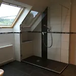Lägenhet 'ferienhaus Mosel' Mit Kostenfreien Oepnv-ticket Ürzig