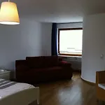 Апартаменты 'ferienhaus Mosel' Mit Kostenfreien Oepnv-ticket Ирциг