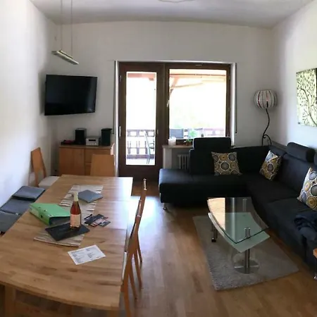 'ferienhaus Mosel' Mit Kostenfreien Oepnv-ticket * Uerzig
